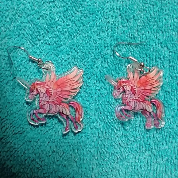 Cute unicorn wire dangle earrings pink blue purple multicolor colorful - Picture 3 of 3